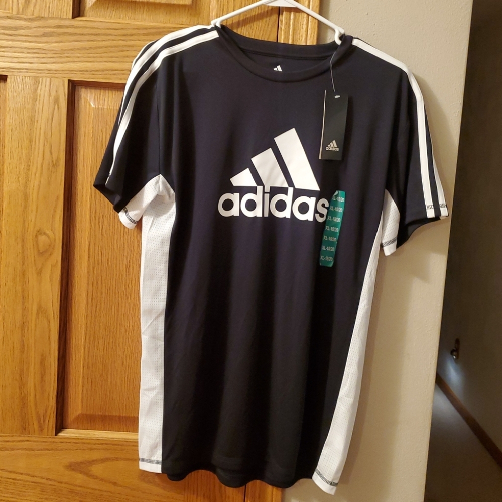 NWT Adidas Boy's Youth Climalite Athletic Black & White Size XL 18/20 Top Shirt